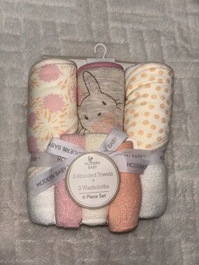 🧸 Modern Baby 6-Piece Hooded Towel & Washcloth Set - Pink, Peach, Cream